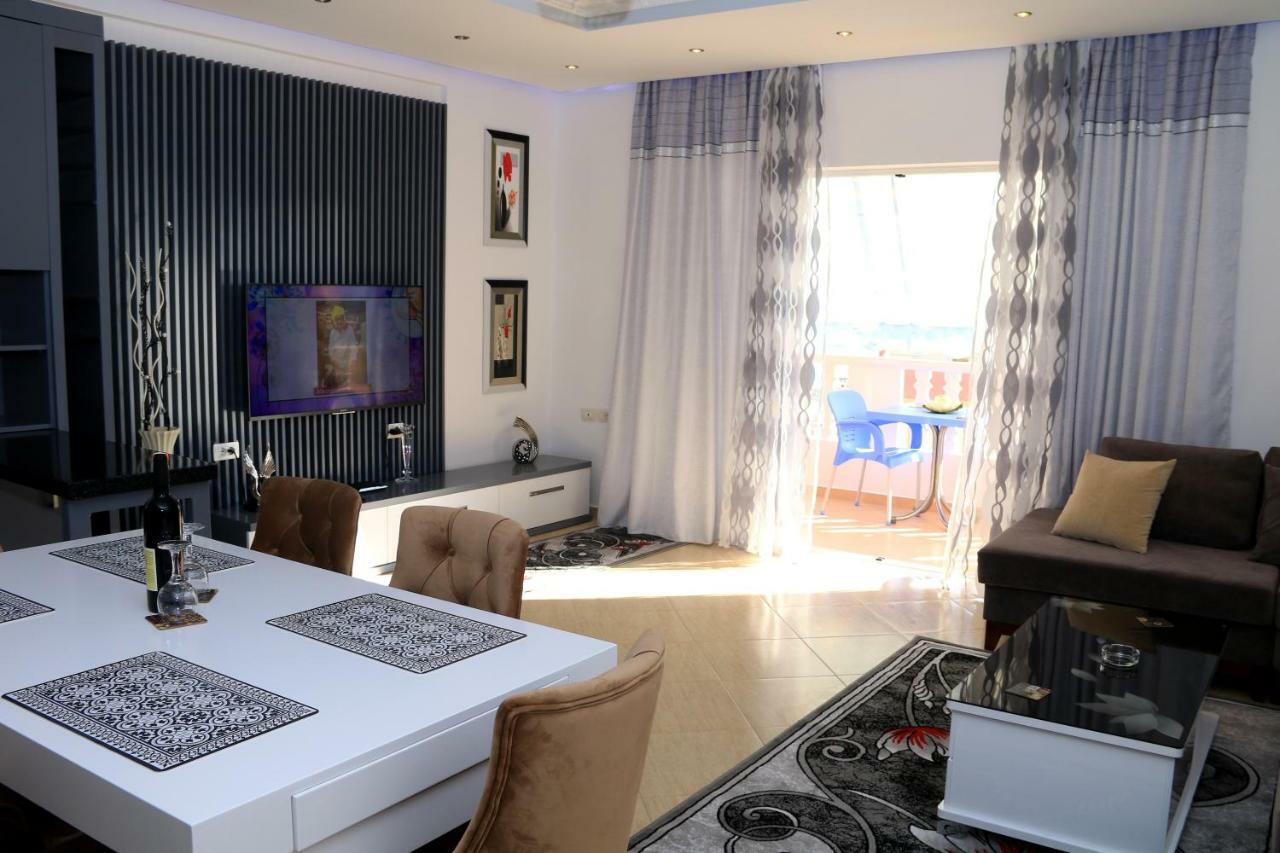 סרנדה Apartment Panorama מראה חיצוני תמונה